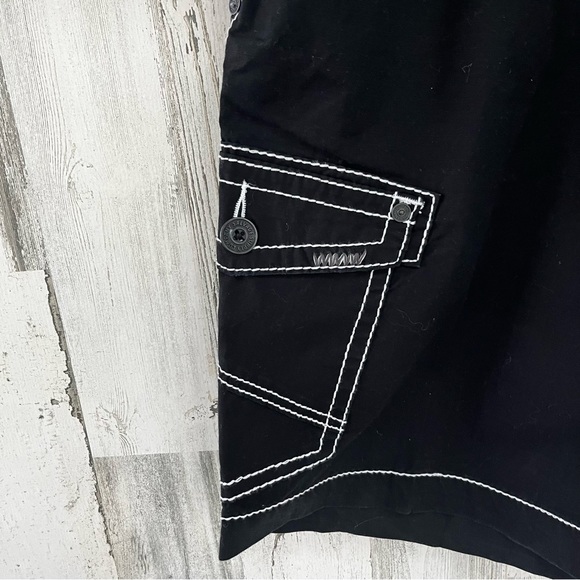 Salvage Supply Co. Buckle Brand Men’s Shorts Size 38 Waist Black/White Stitch - Picture 8 of 11